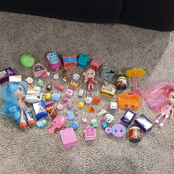 Shopkins Other - Shopkins Lot Of 63 With Dolls